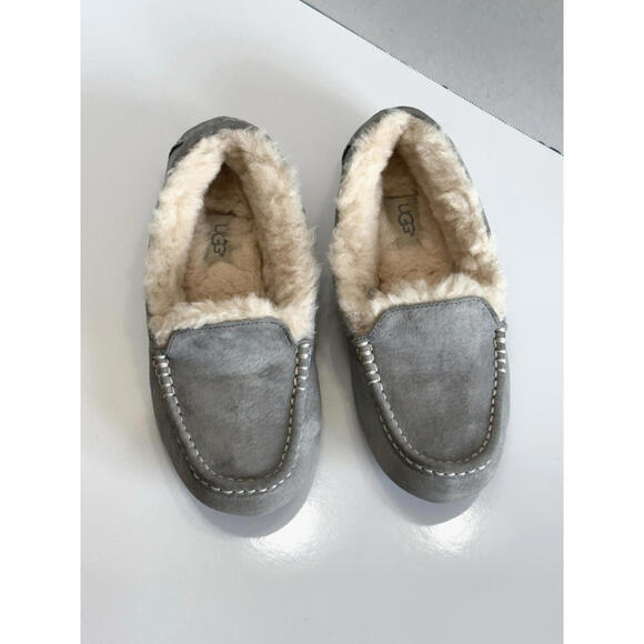 UGG Ansley Women's 8 Light Gray Suede Slippers Water Resistant Slip On Moccasins - Picture 4 of 14
